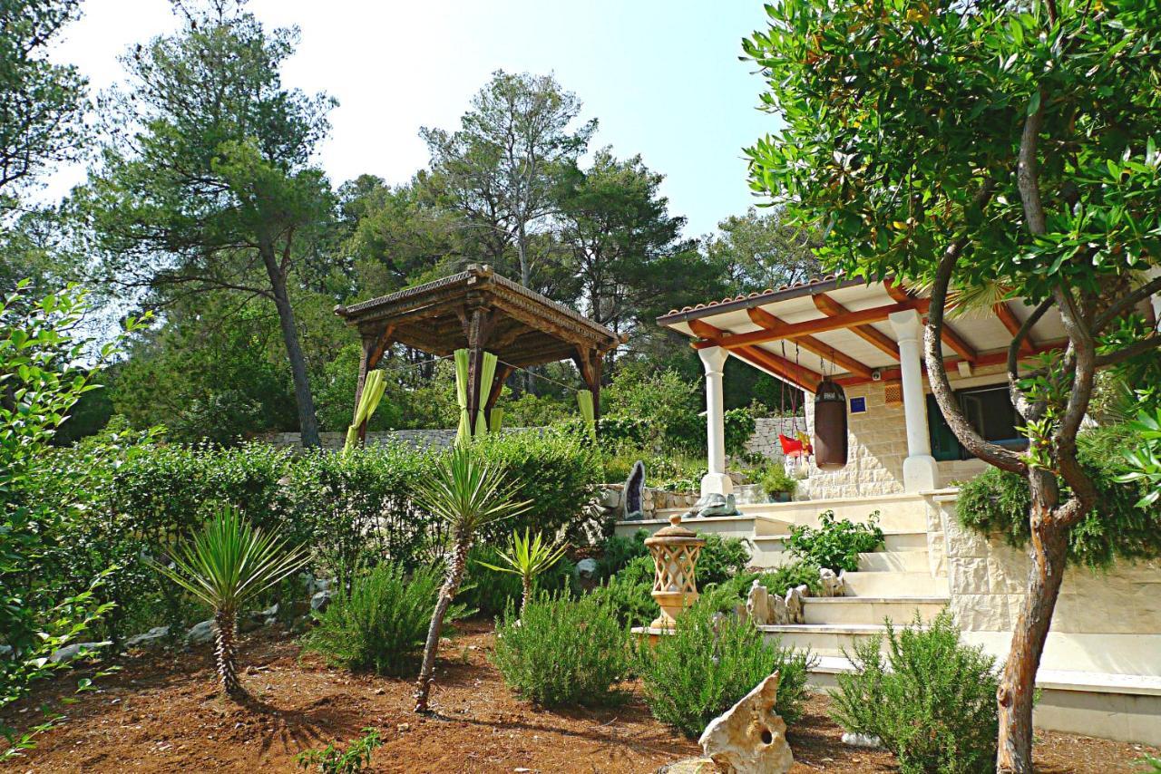 Villa Ursa Minor à Sumartin Extérieur photo