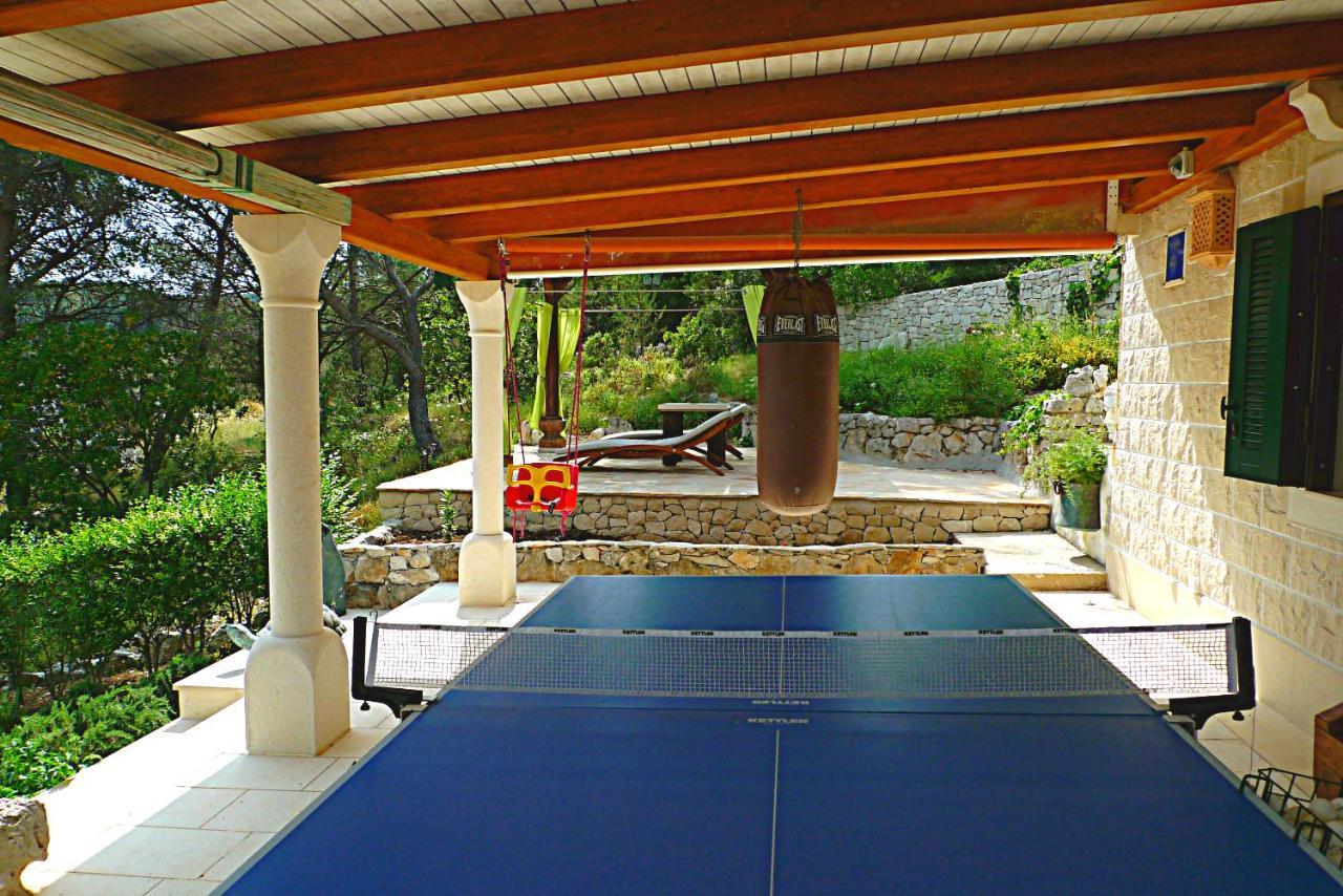 Villa Ursa Minor à Sumartin Extérieur photo